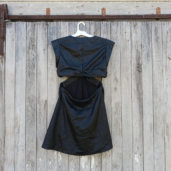 Jason Wu  Faux Leather Black Front‎ Knot Cut Out Mini Dress Womens Sz Large NWT - Picture 5 of 8